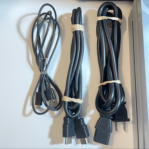 (BUNDLE) PlayStation 4 Pro God of War Limited Edition W/ 1 Game, & Accessories! - Picture 3 of 16